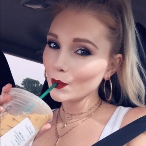 Meet your Posher, Catherine